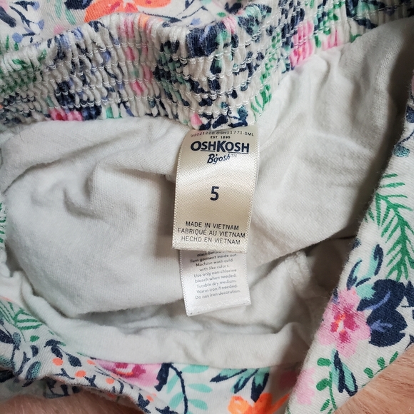 Oshkosh B'gosh Floral Skort - Picture 6 of 6